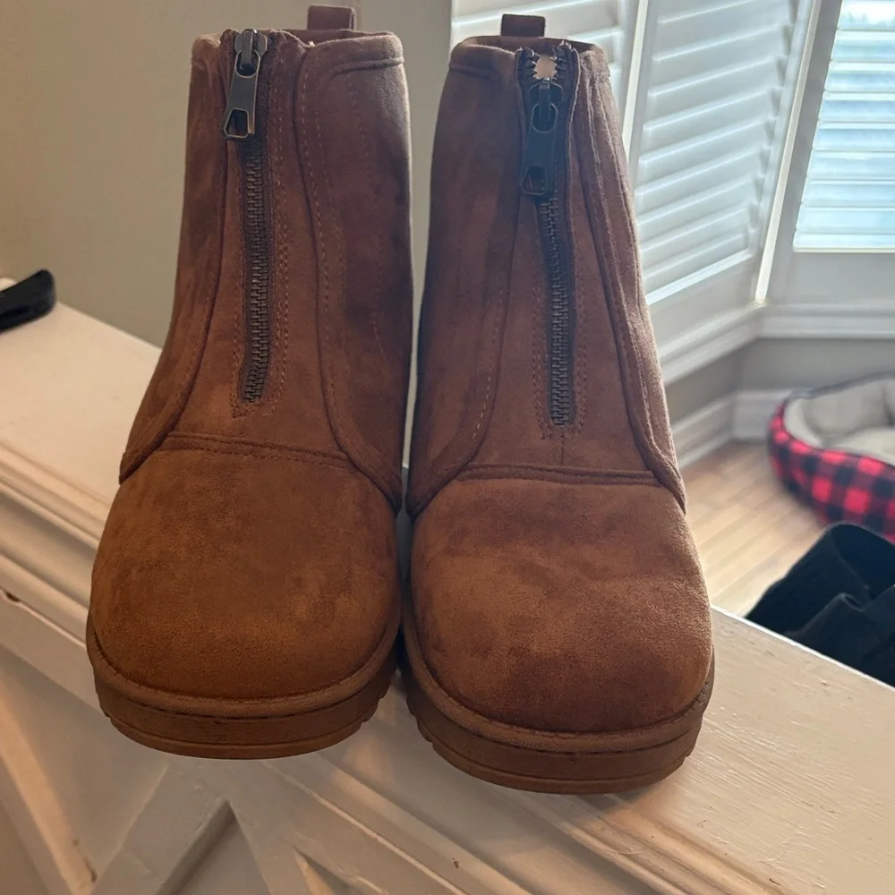SO Brown Ankle Boots - Picture 2 of 9